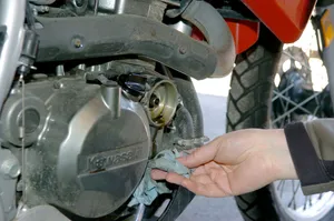 Cleaning up oil dribbles